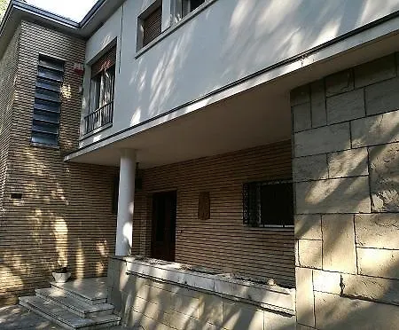 Farolfi Vallescura Apartment